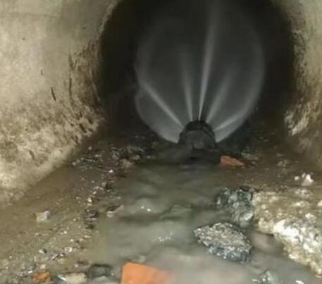 锡林浩特市政管道清淤